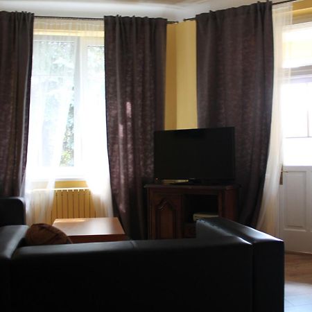 Apartamenty Zacisze Варшава Экстерьер фото